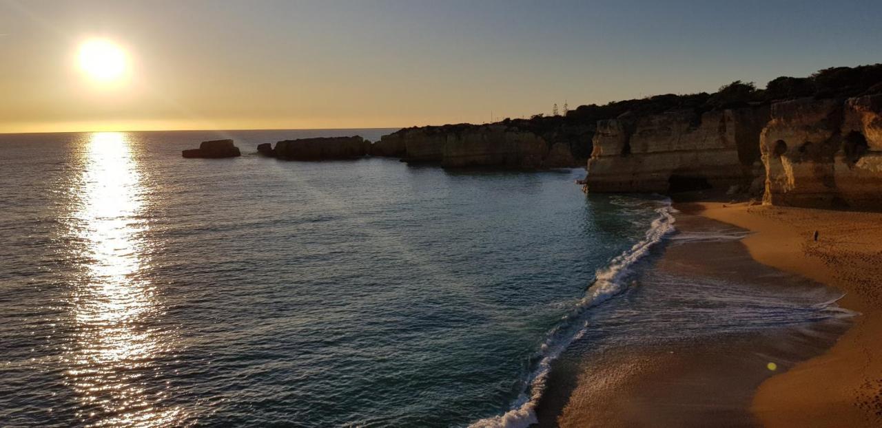 Magnific Studio With A Cozy Garden, 5 Minutes To The Beach Albufeira Luaran gambar