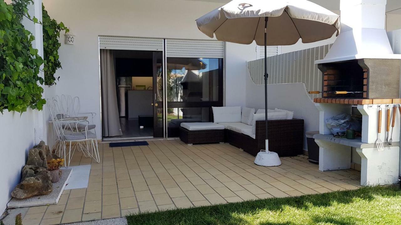 Magnific Studio With A Cozy Garden, 5 Minutes To The Beach Albufeira Luaran gambar